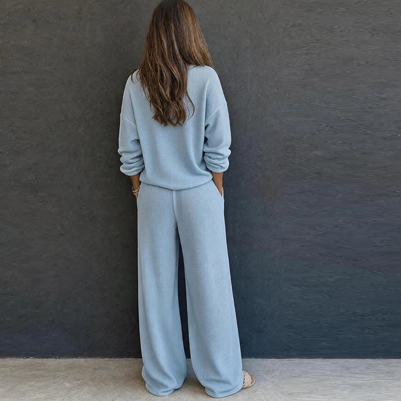 Set Norderney™ mit strukturiertem Knopfoberteil und weiter Hose