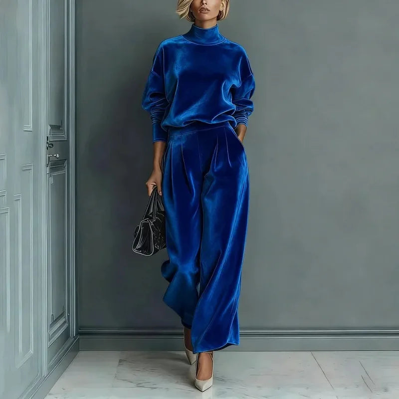 Set Irmela™ in Samtoptik mit Stehkragenoberteil und Weiter Hose