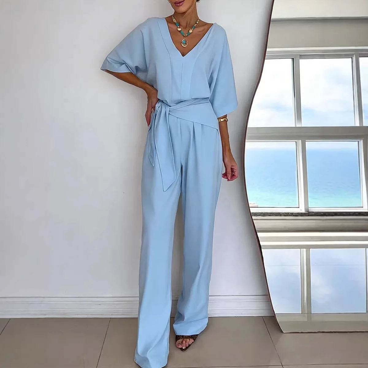 Overall Sophia™ mit V-Ausschnitt, Bindegürtel und weitem Schnitt