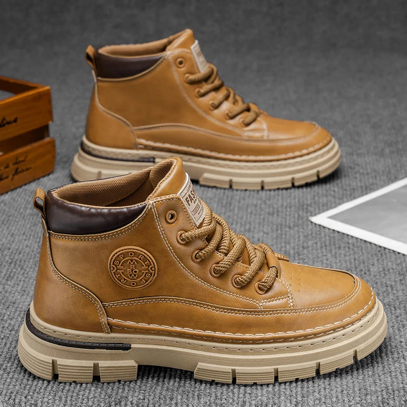 Schnürstiefel Hartwin™ aus hochwertigem handgefertigtem Leder mit rutschfester Profilsohle und verstärkten Nähten