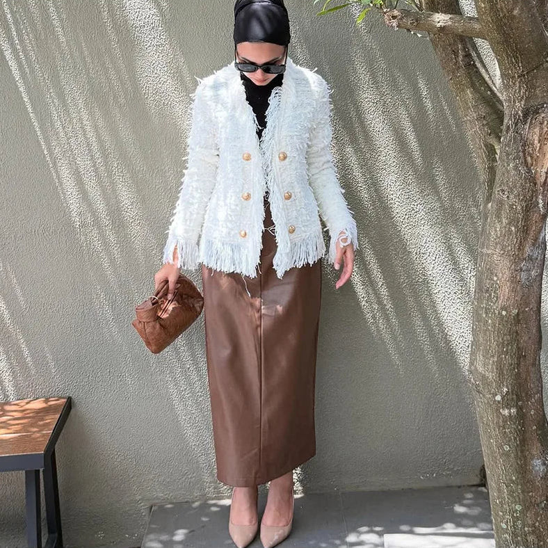 Bellemont™ Jacke aus Premium-Bouclé mit Feinen Fransen und Metallknöpfen / Wo Klassik auf Moderne Trifft!