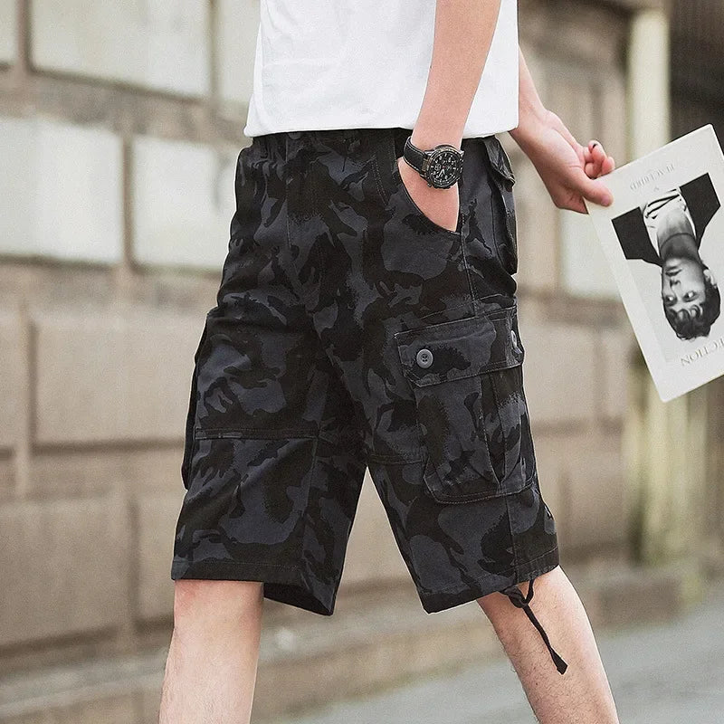 Frontier™ Cargo-Shorts mit Camouflage-Muster und Funktionellen Cargotaschen