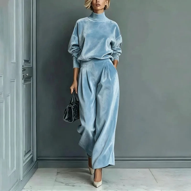 Set Irmela™ in Samtoptik mit Stehkragenoberteil und Weiter Hose
