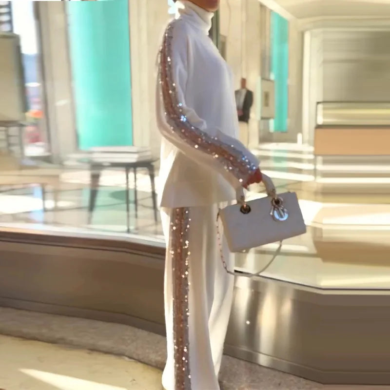 Elysian™ Set mit Glänzendem Sweatshirt und Hohem Kragen / Für Frauen, die Mit Stil und Weichheit Glänzen!