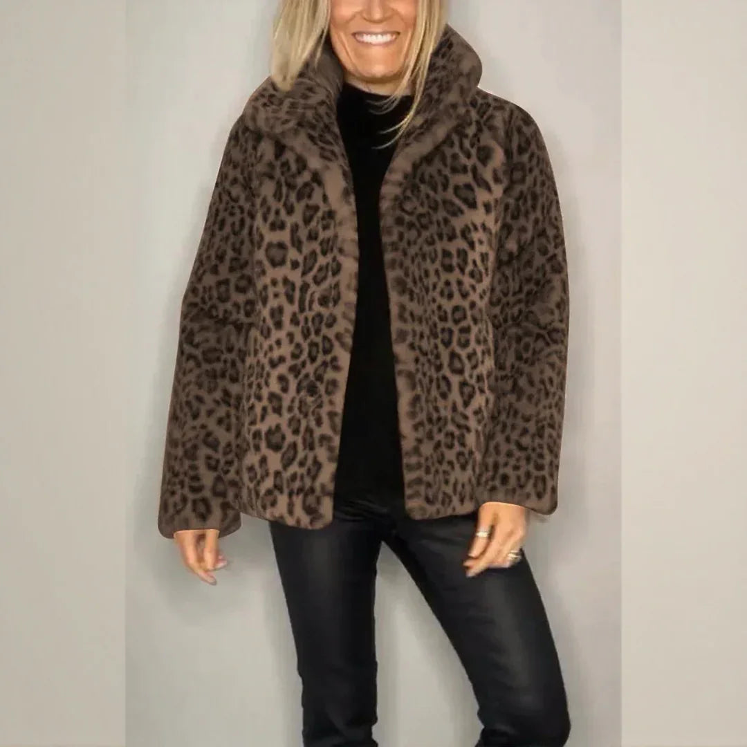 Panther Luxe™ Mantel aus Plüschfell mit Wildtierprint / Die kühne Seite Femininer Eleganz!