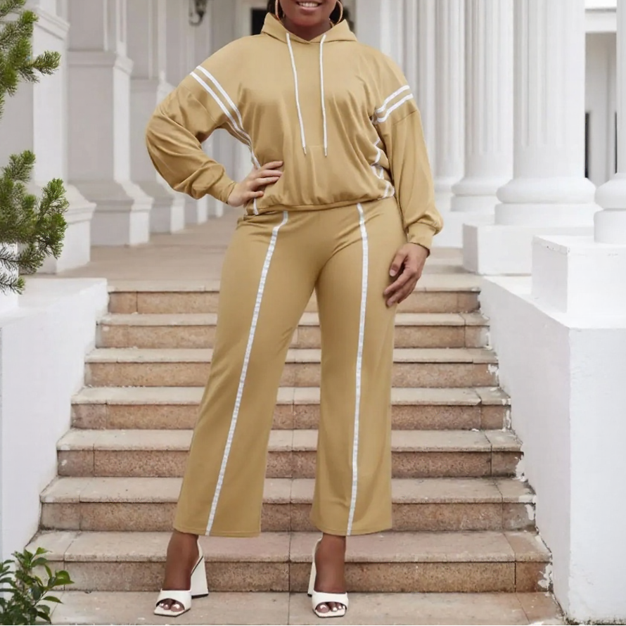 StreamLine™ Set aus kuscheligem Premium-Sweatshirtstoff mit Verlängernden Streifen und Lockerem Schnitt / Stilvolle Ausstrahlung ohne auf Komfort zu Verzichten!