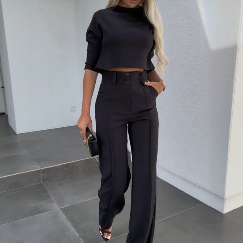 Nina™ Set mit High-Neck-Crop-Top