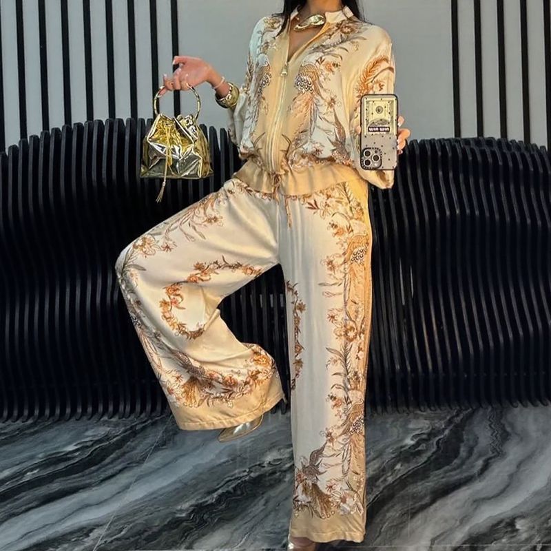 Saori™ Set aus Satiniertem Sportstoff / Ein Kultureller und Zeitgemäßer Touch Für Frauen Mit Einem Leichten und Authentischen Stil!