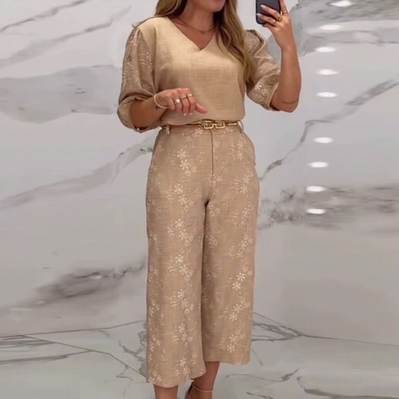 Gaia™-Set aus gemischtem Leinen mit Blumenmuster und handwerklichem Touch / Der Luxus der Einfachheit, kunstvoll gestaltet.