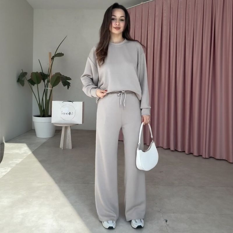 Beauty™ Sweatshirt-Set aus weichem Stoff mit samtiger Oberfläche / Anspruchsvoller Minimalismus für den Alltag!