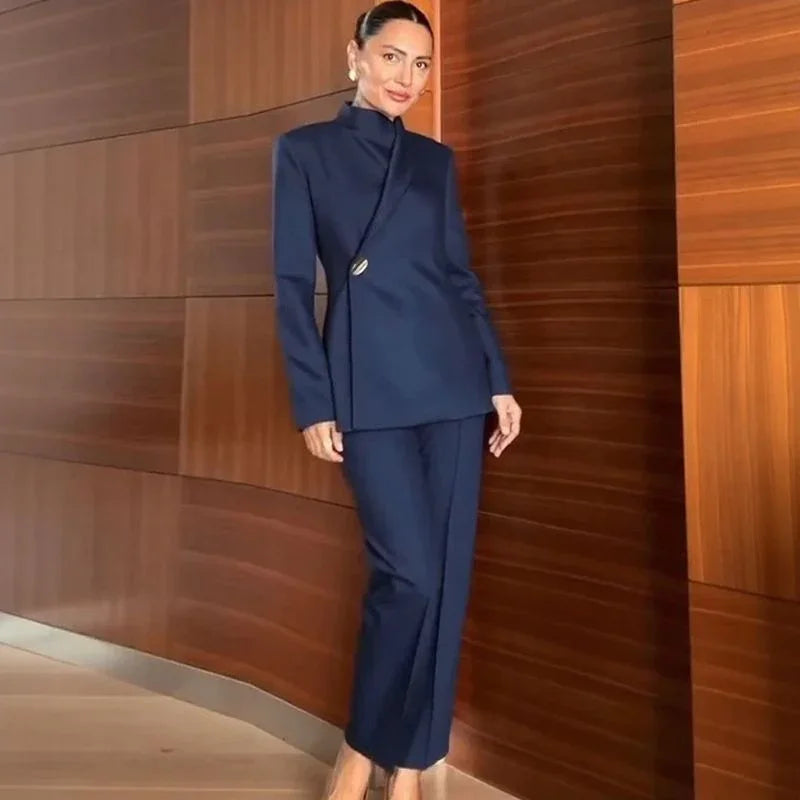 Catherine™ Tailoring-Set mit Blazer und Gerader Hose / Eleganz und Präsenz für Starke Frauen