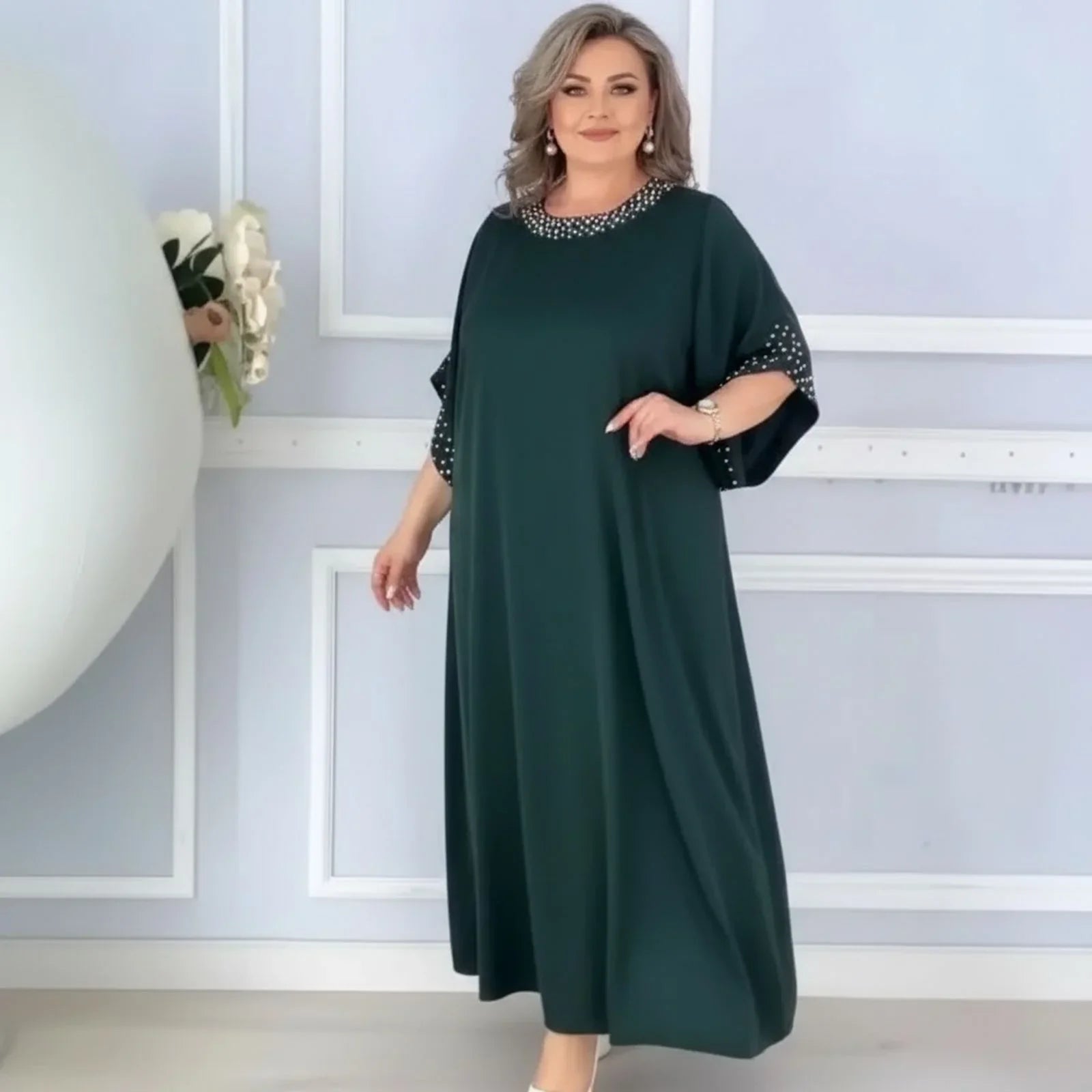 Helena™ Kleid aus Viskosekleid mit Schmuckdetails an Ausschnitt und Ärmeln / Klassische Eleganz mit einem Hauch von Glamour für jede Gelegenheit!