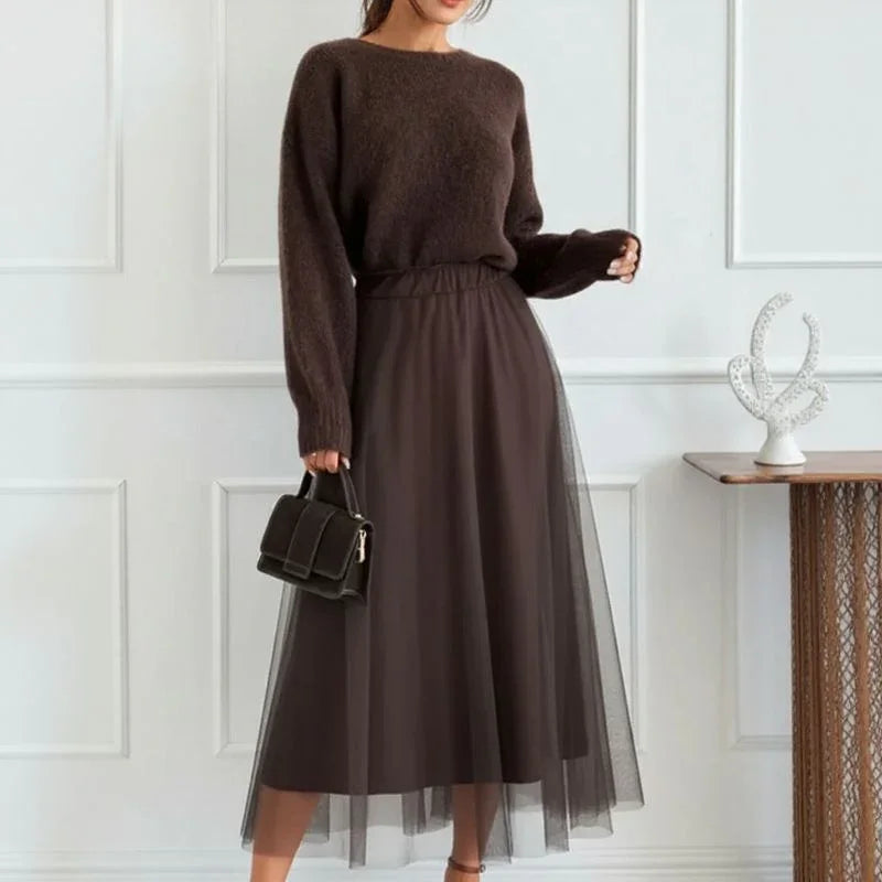 Noémie™-Set mit weicher Strickbluse und Animal-Print-Schleife am Rücken / Gemütliche Eleganz mit überraschendem Charme!