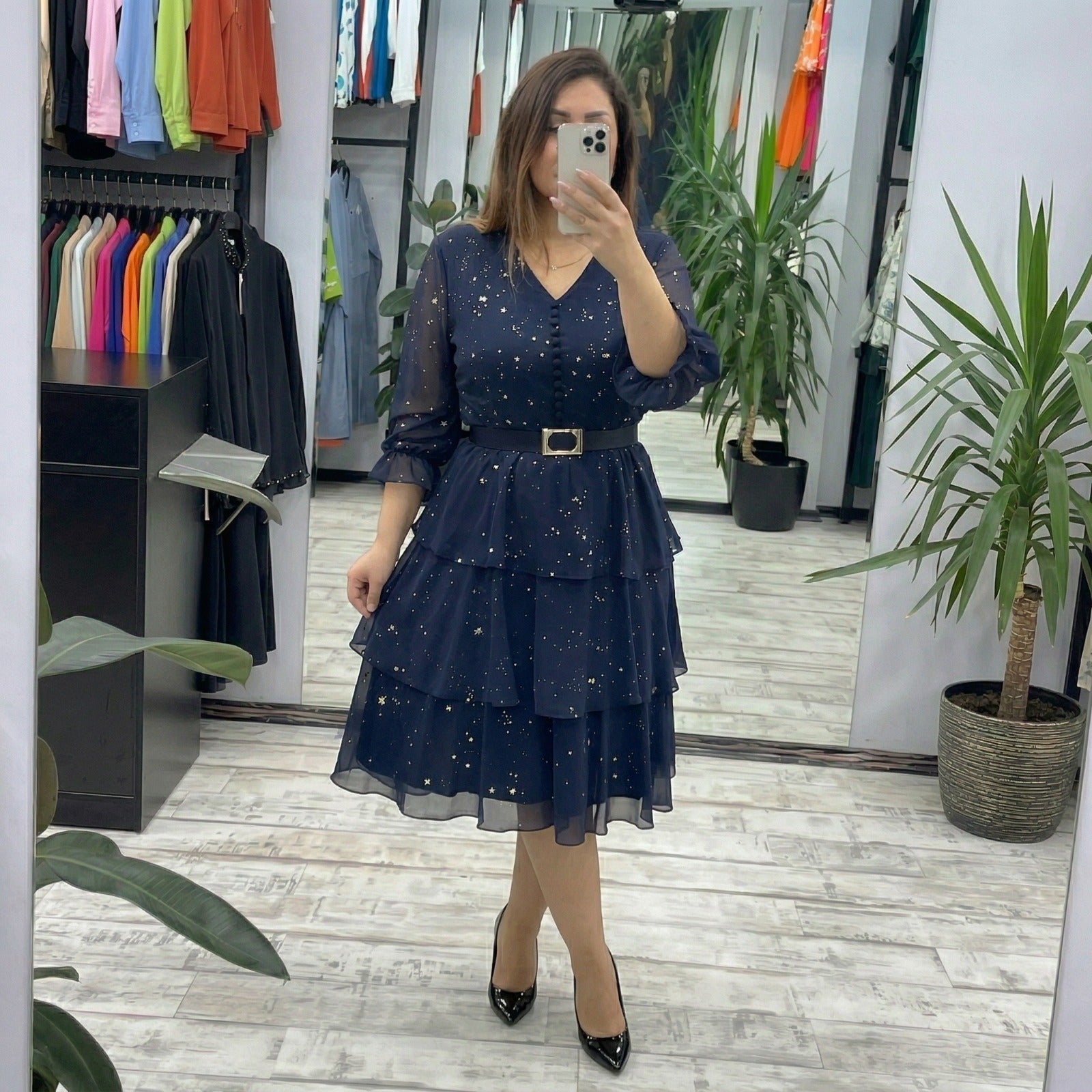 Valencia™ Kleid mit Stufenrock und dezentem Punkte-Muster