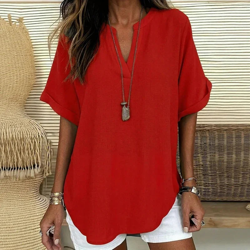 Maya™ Bluse mit Zart Gerundetem Saum und V-Ausschnitt mit Cut-out