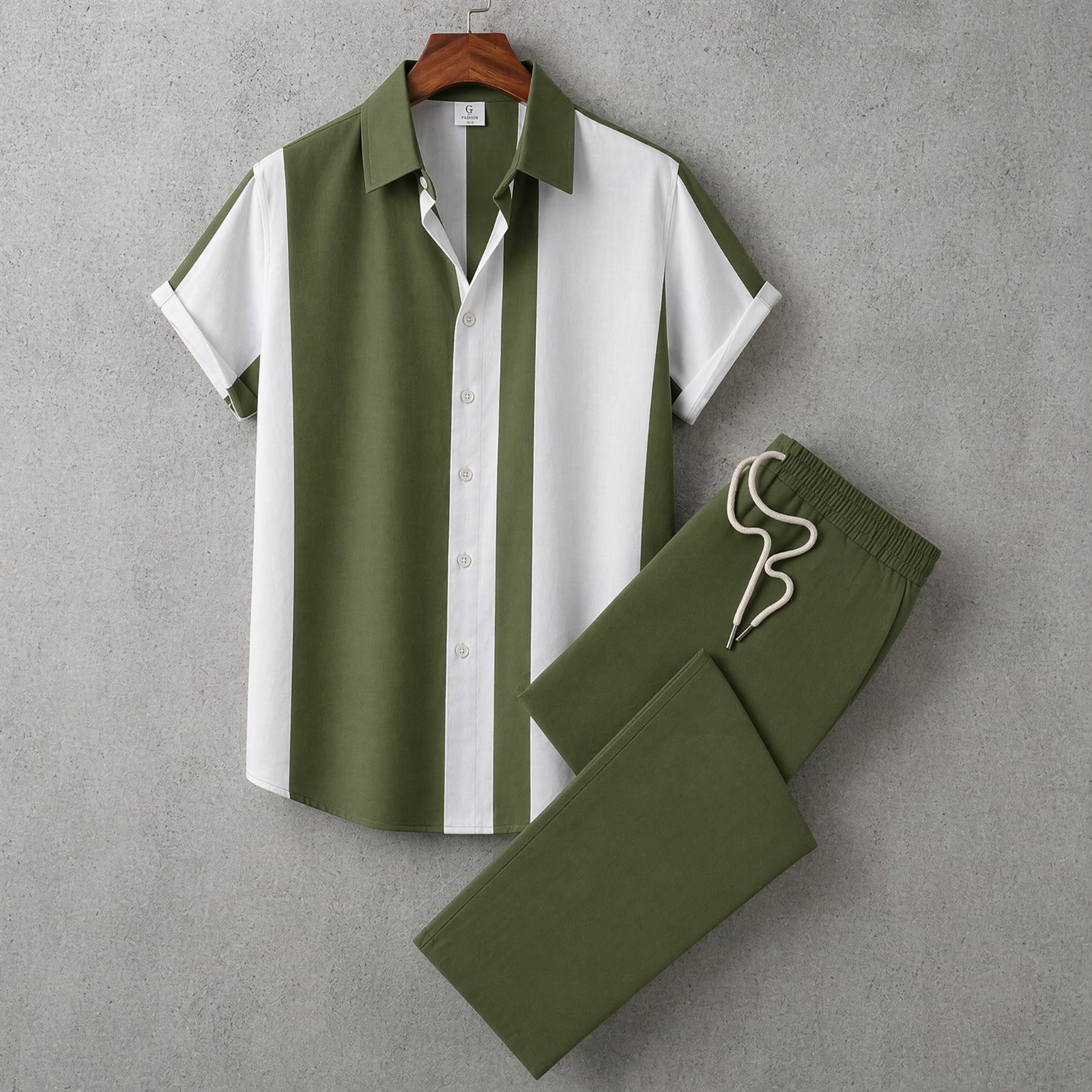 Dionysos™ Set mit asymmetrischen Streifen und Hose mit elastischem Bund