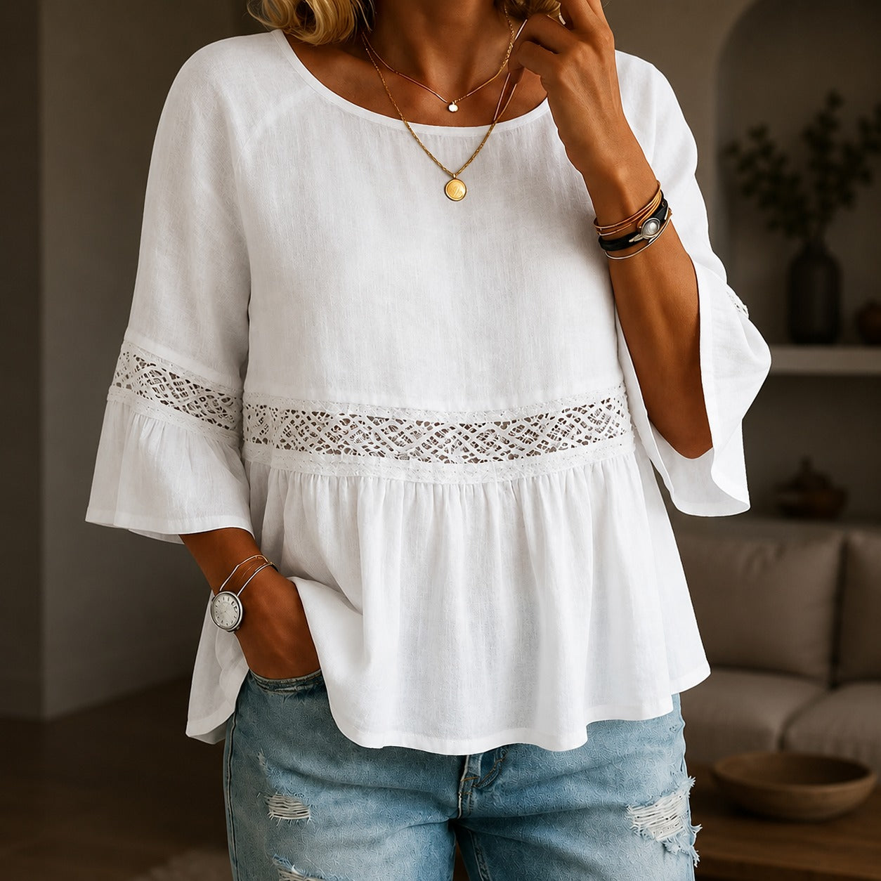 Alina™ Bluse mit Zarter Spitze und Ausgestellten Ärmeln