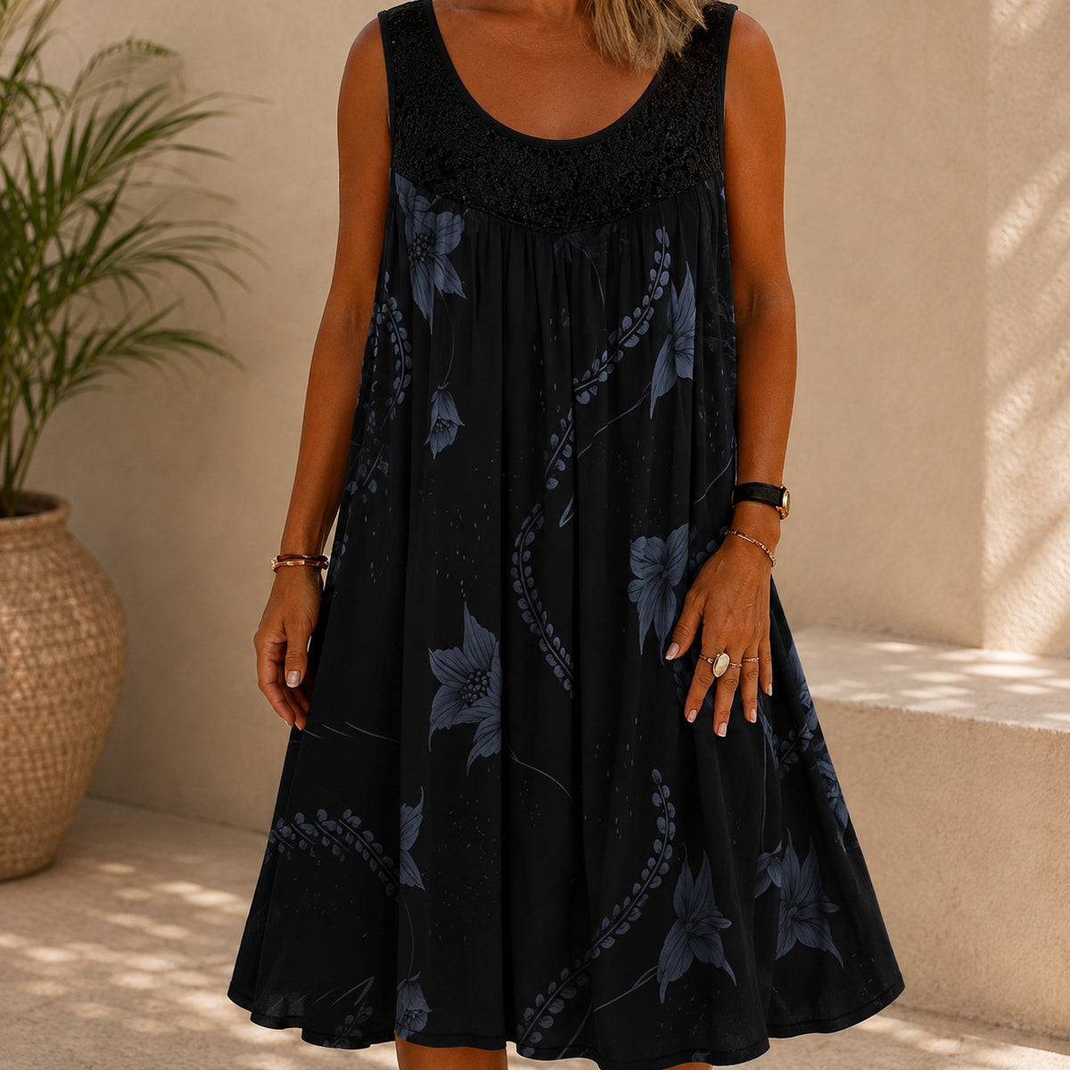 Kleid Linden™ mit Spitzeneinsatz, Blumenmuster und Weitem Schnitt