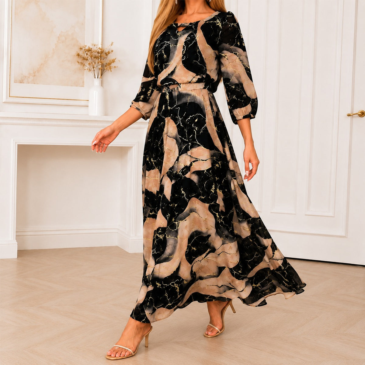 Maxikleid Elvira™ mit abstraktem Muster, betonter Taille und 3/4-Ärmeln