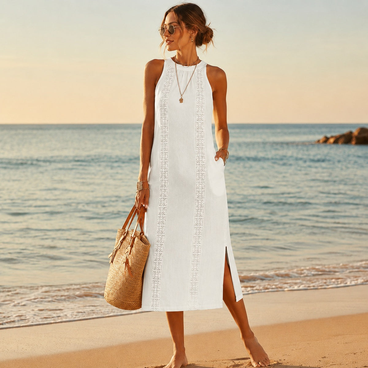 Coralie™ Kleid mit Godetrock, hohem Ausschnitt und vertikalen Ornamentdetails