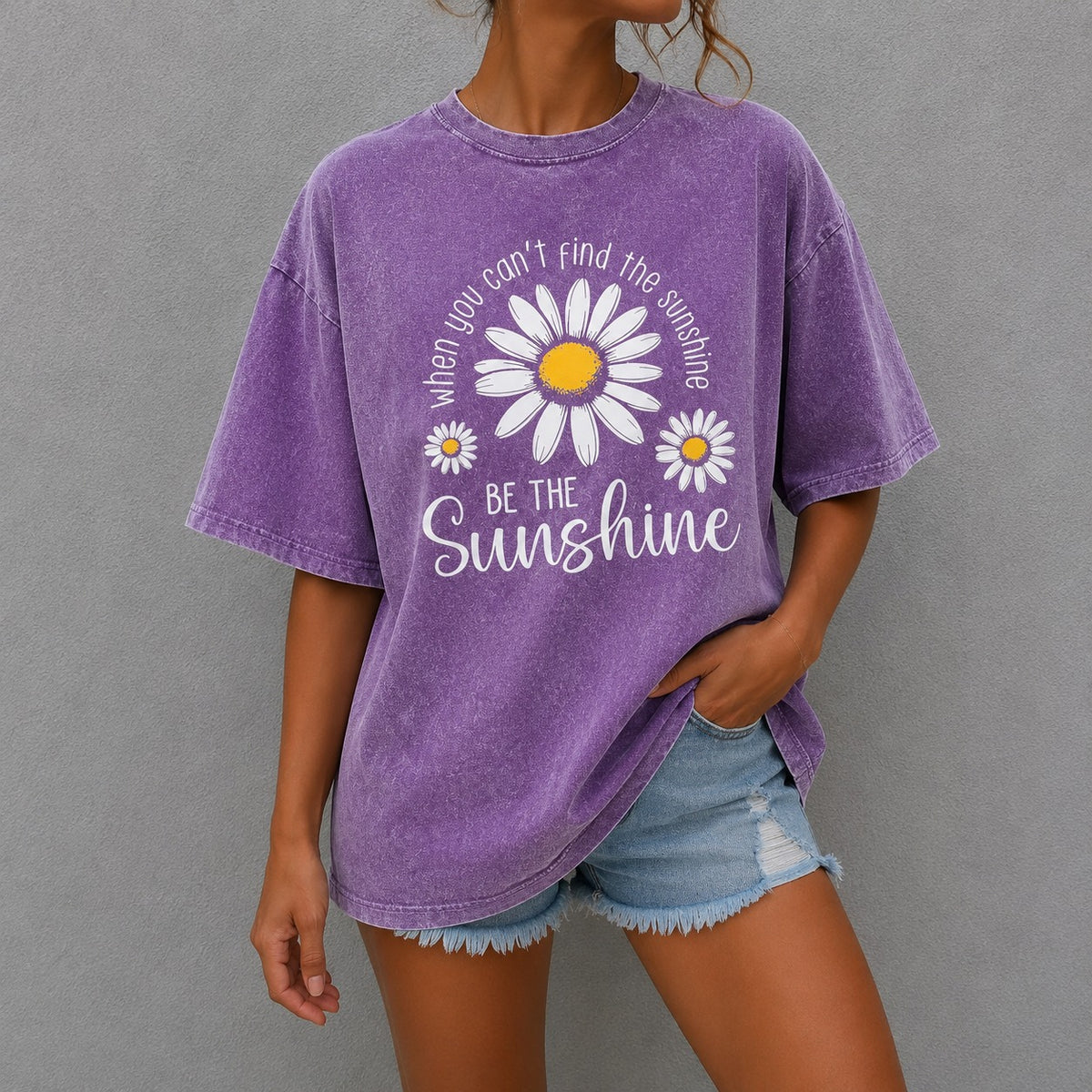 T-Shirt Mia™ mit Vintage-Waschung, Margaritenprint und Rundhals