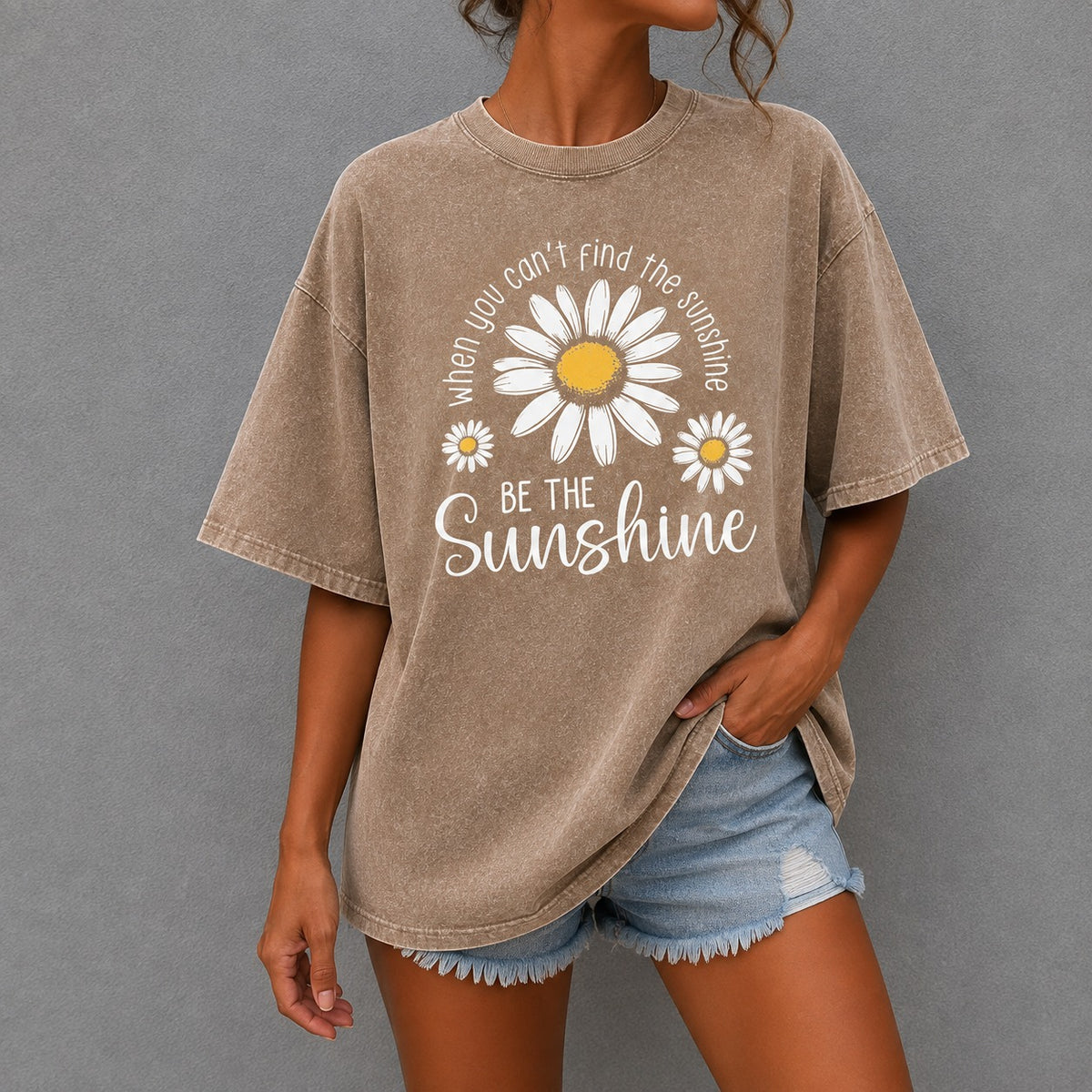 T-Shirt Mia™ mit Vintage-Waschung, Margaritenprint und Rundhals