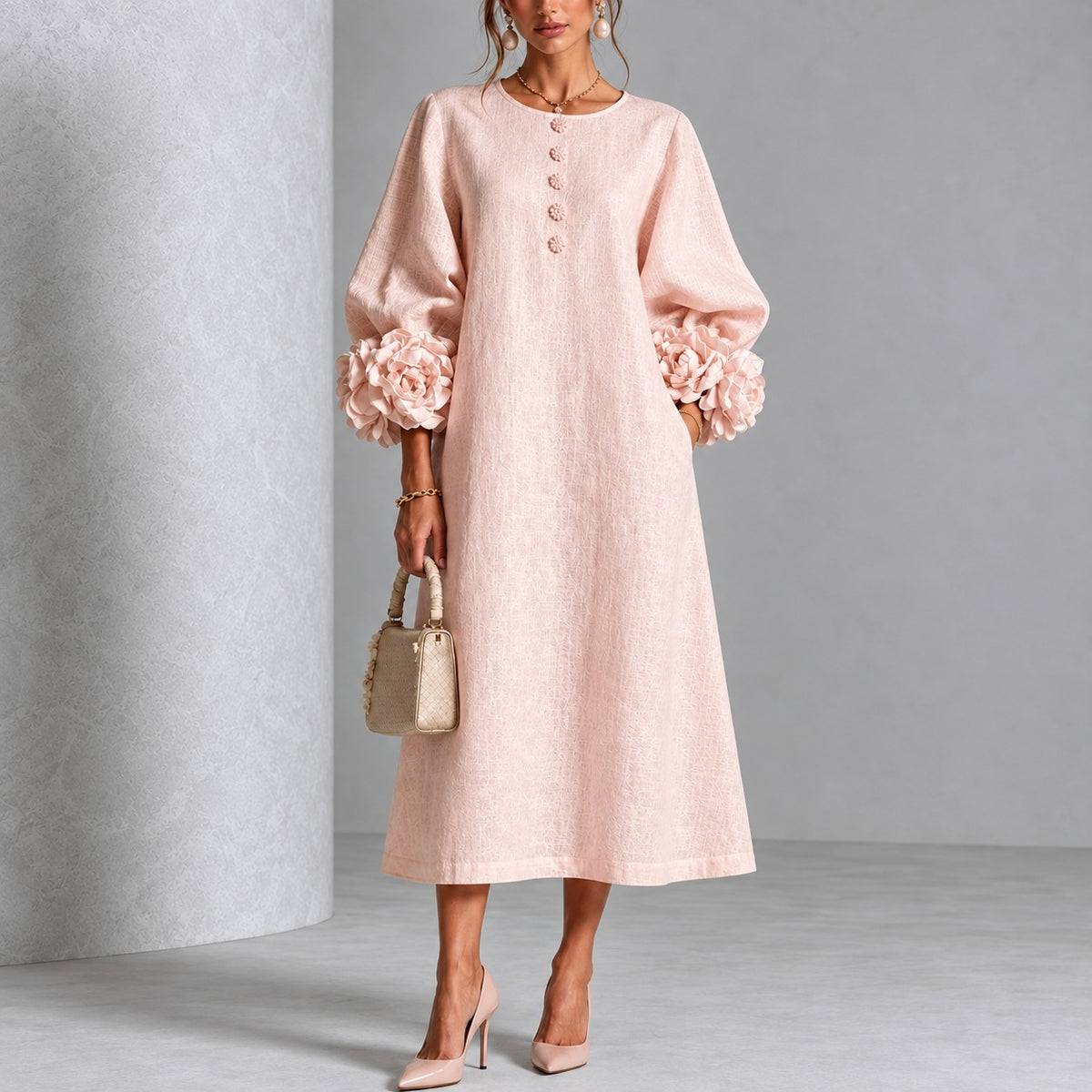 Kleid Lindenau™ mit floralen Ärmelabschlüssen, Volumenärmeln und Struktur