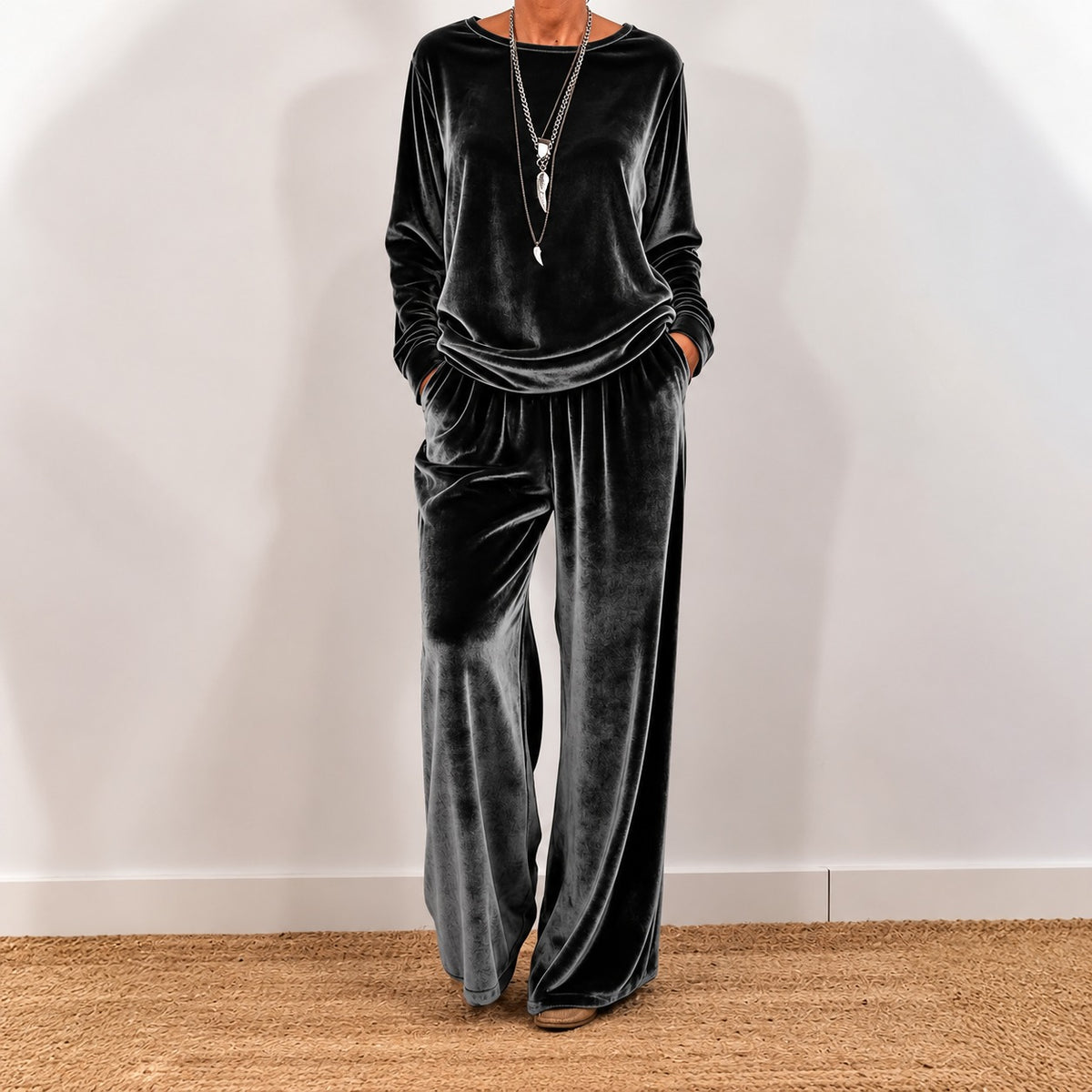Set Marlene™ aus Samt mit Langarmoberteil und weit geschnittener Hose