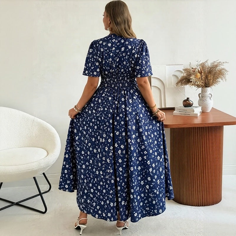 Kleid Loretina™ mit Charmantem Blumenmuster, Tailliertem Schnitt und Locker Fallenden Kurzen Ärmeln