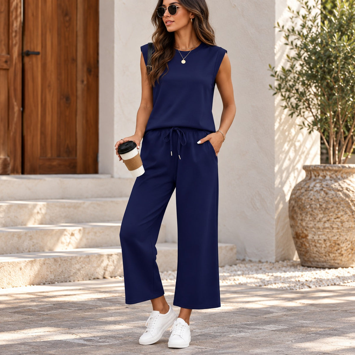 Set Daria™ mit ärmellosem Oberteil und weiter Hose mit verstellbarem Kordelzug