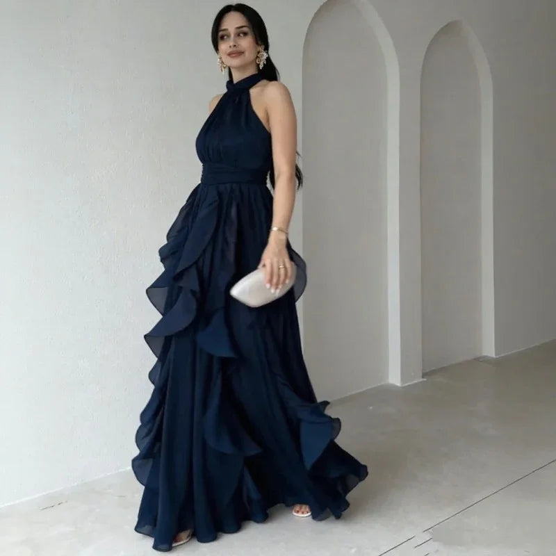Avelora™ Kleid mit Raffiniertem Design und Eleganter Bewegung