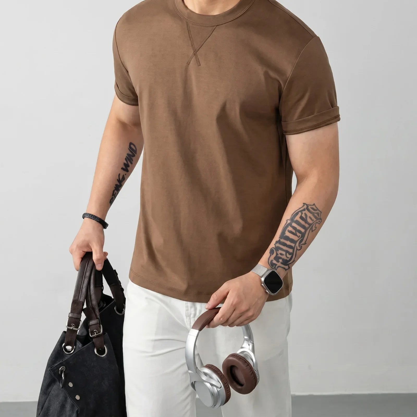 Louis™ T-Shirt aus Premium-Baumwolle mit Elasthan und geripptem Rundhalsausschnitt