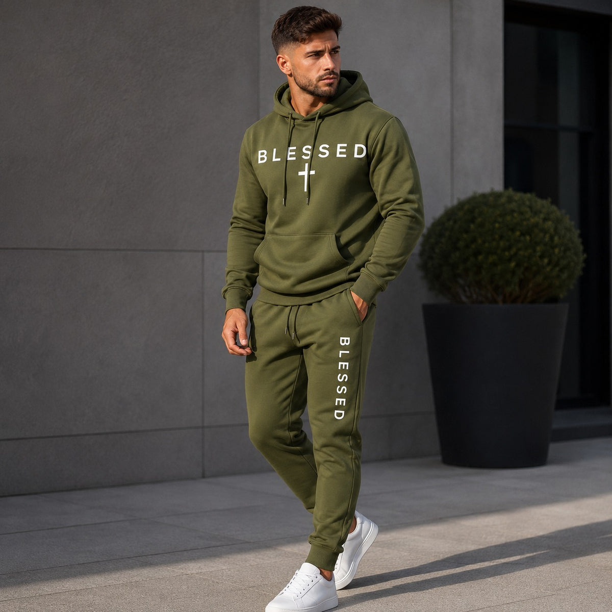 Raban™ Freizeitset mit Kapuzenpullover, Kängurutasche und Jogginghose