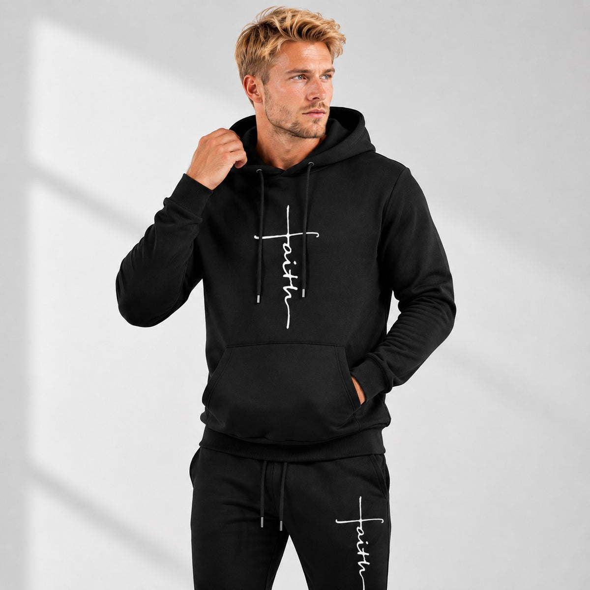 Jorik™ Freizeitset mit Faith-Print, Kapuzenpullover und Jogginghose
