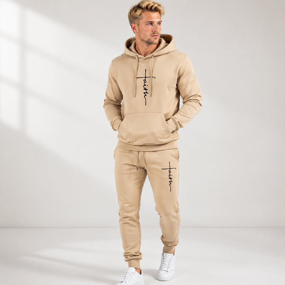Jorik™ Freizeitset mit Faith-Print, Kapuzenpullover und Jogginghose